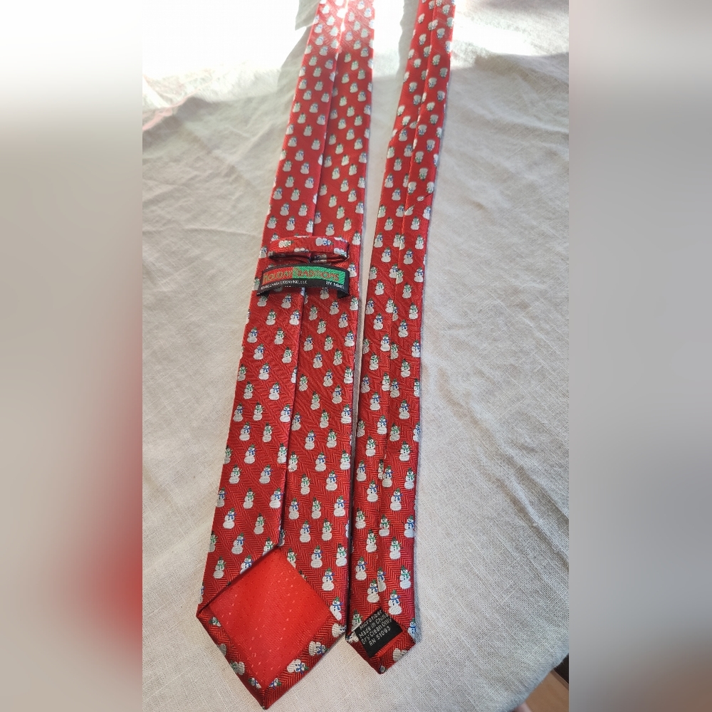 Holiday Traditions snowman red tie 100% polyester microfiber - Picture 5 of 6